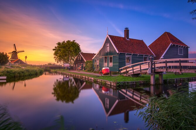 Zaanse Schans Windmills & Cheesetasting Live Guide From Amsterdam - Cheese Tasting Experience