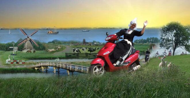 Zaanse Schans: Windmills, Clogs & Cheese by Electric Scooter - Visiting Zaanse Schans