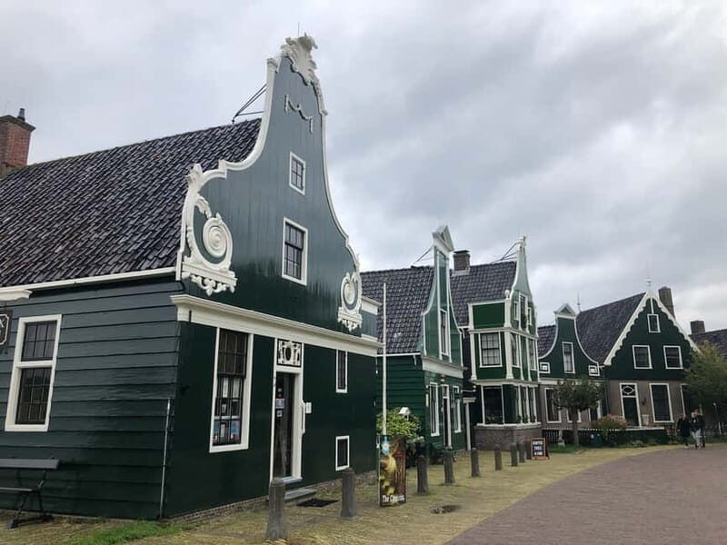 Zaanse Schans Windmills, Fishing Villages & Countryside - Visiting the Fishing Villages of Volendam and Marken