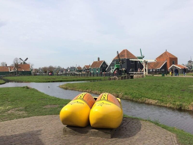 Zaanse Schans Windmills, Volendam, and Marken Day Trip - Discovering Cheese at Catharina Hoeve