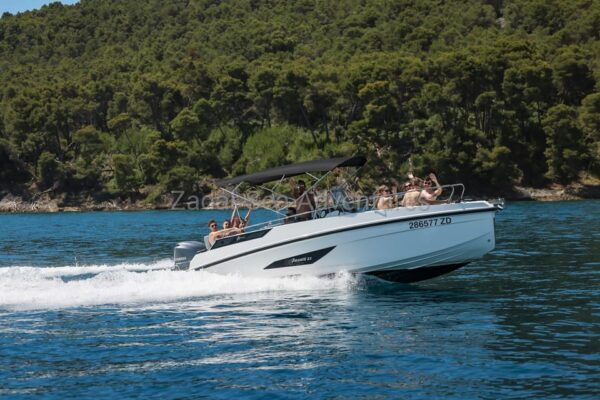 Zadar: 3-Island Speedboat Tour With Snorkeling - Frequently Asked Questions