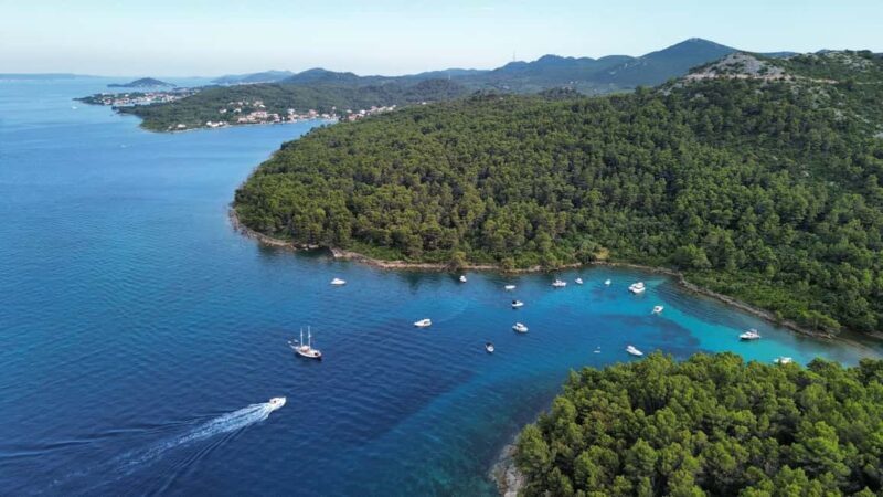 Zadar: Cruise aboard an Authentic Wooden Boat with Drinks - An In-Depth Look at the Zadar Wooden Boat Experience