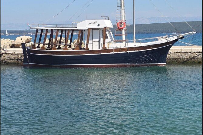 Zadar Half Day boat tour Wine on the Waves - An In-Depth Look at the Experience