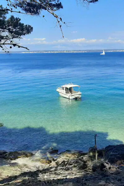 Zadar: Half-Day Island-Hopping and Lagoons Cruise With Fruit - Essential Packing Tips