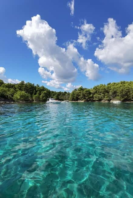 Zadar: Half-day trip wooden boat with drinks - ALL INCLUSIVE - Who Will Love This Tour?