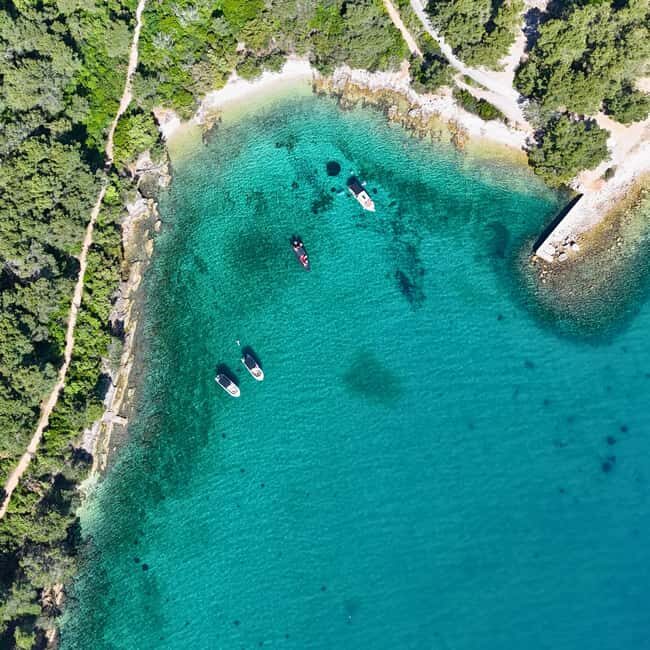 Zadar: Original Island-Hopping Speedboat Tour with Drinks - Who Should Book This Tour?