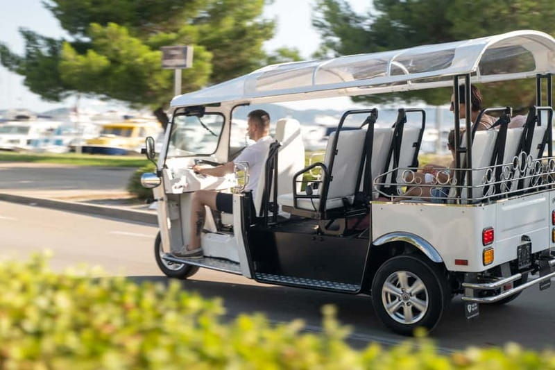 Zadar: Panorama Eco Tuk Tuk Tour - Transportation and Group Dynamics