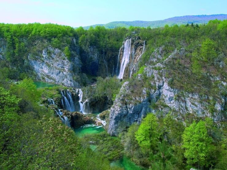 Zadar: Plitvice Lakes Day Tour With Pre-Booked Tickets - Inclusions