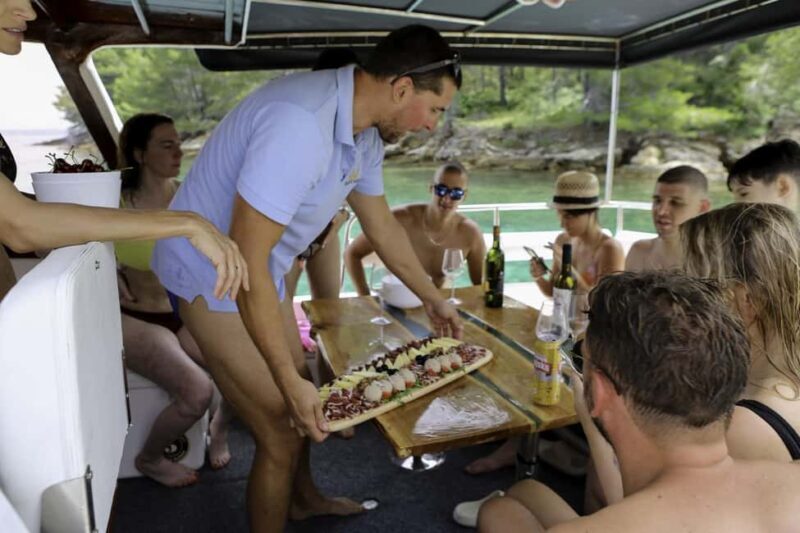 Zadar: Private Island Hopping & Wine Tasting with Canapés - Is It Worth the Price?