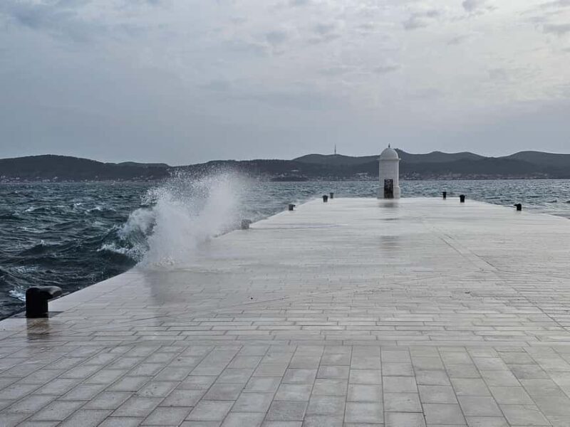 Zadar: Private walking tour through history and modern time - Good To Know