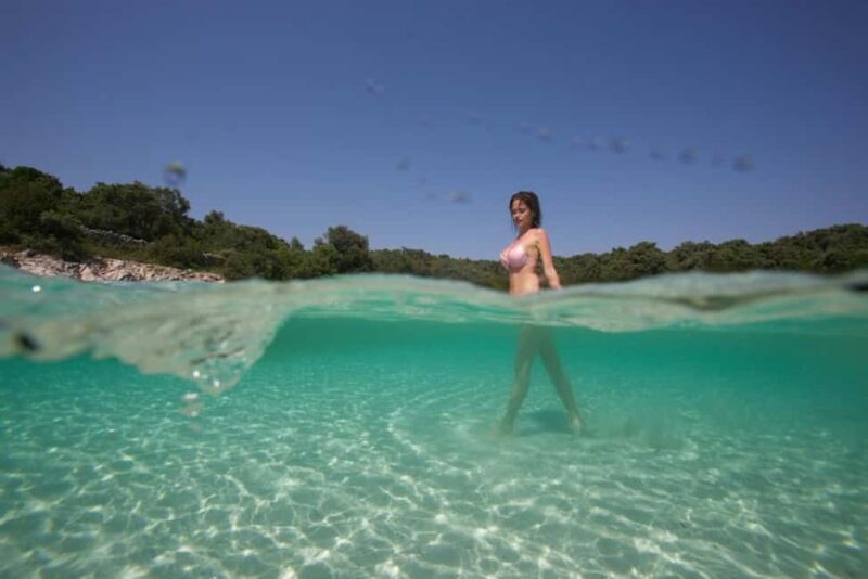 Zadar: Shipwreck Dive, Sandy Beach, Lighthouse & Island Tour - Who Should Consider This Tour?