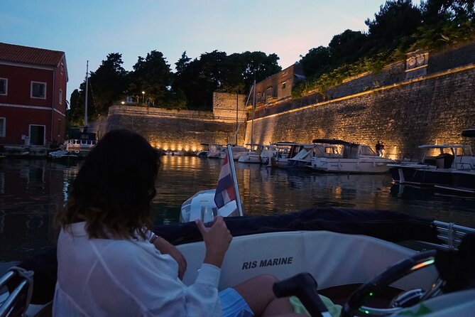 Zadar: Sunset and Nighttime Cruise With Unlimited Sparkling Wine - Pricing and Inclusions