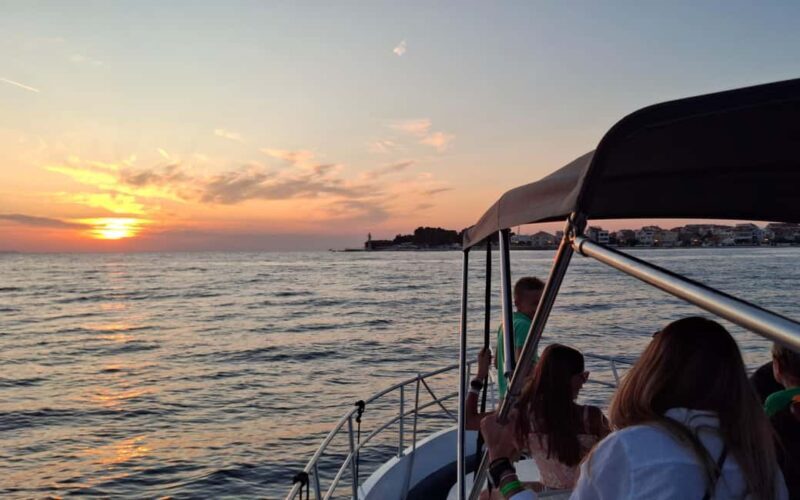 Zadar: Sunset Cruise by Vintage Boat with Wine and Snacks - The Experience in Detail
