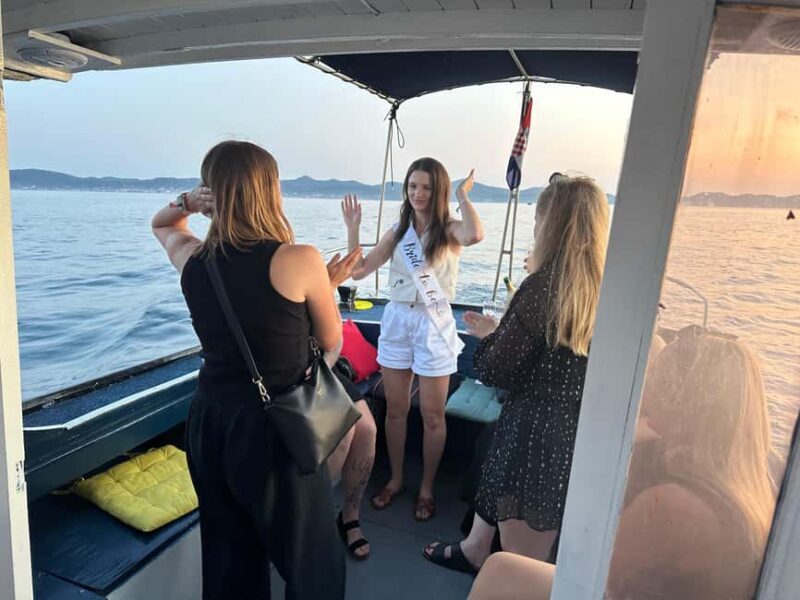 Zadar: Sunset Cruise with unlimited champagne - FAQ