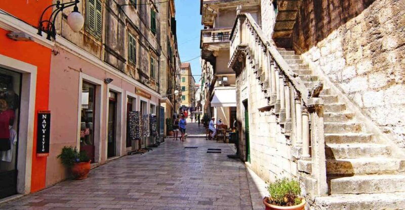 Zadar: Zadar Private History Walking Tour of Old Town - Value and Cost Analysis