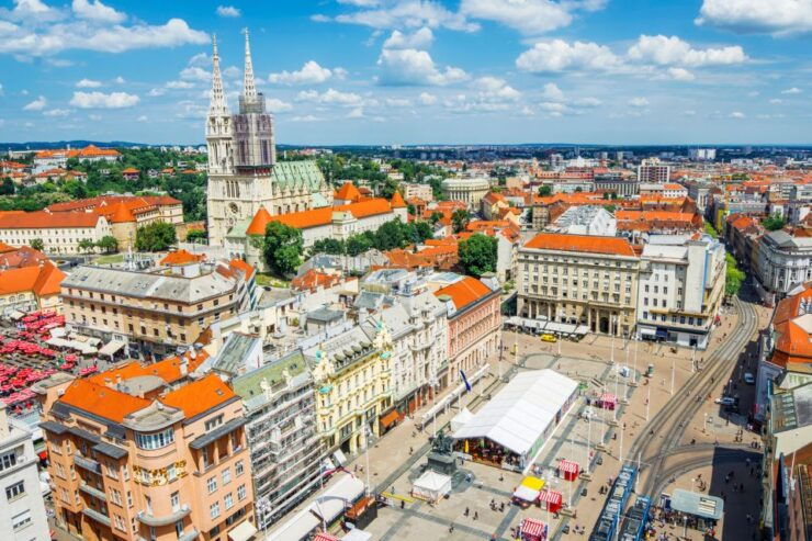 Zagreb: First Discovery Walk and Reading Walking Tour - Experience Highlights