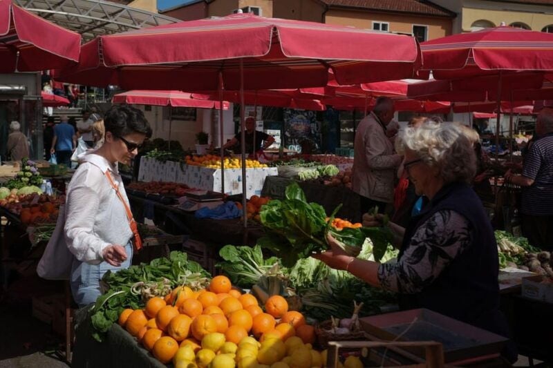 Zagreb Food Tour: Bite into Traditional Dishes and Flavors - Practical Details and Experience Highlights