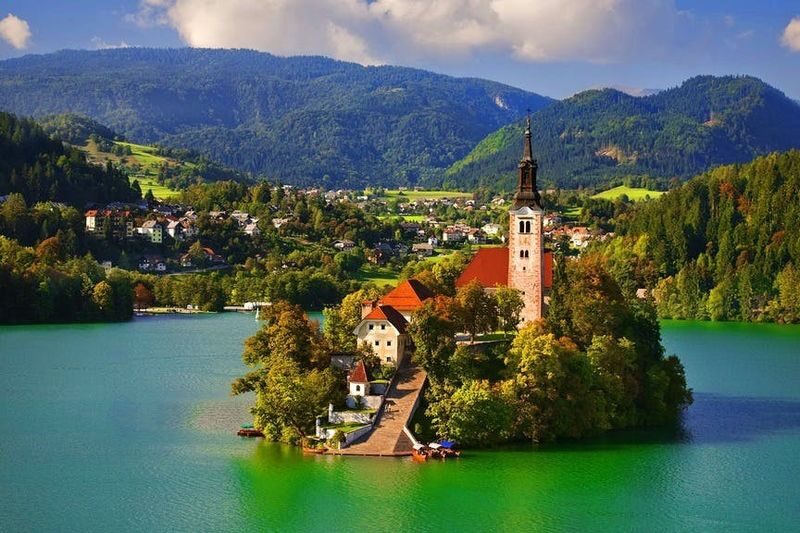 Zagreb: Ljubljana & Lake Bled Full-Day Small-Group Tour - What the price includes, and what it doesn’t