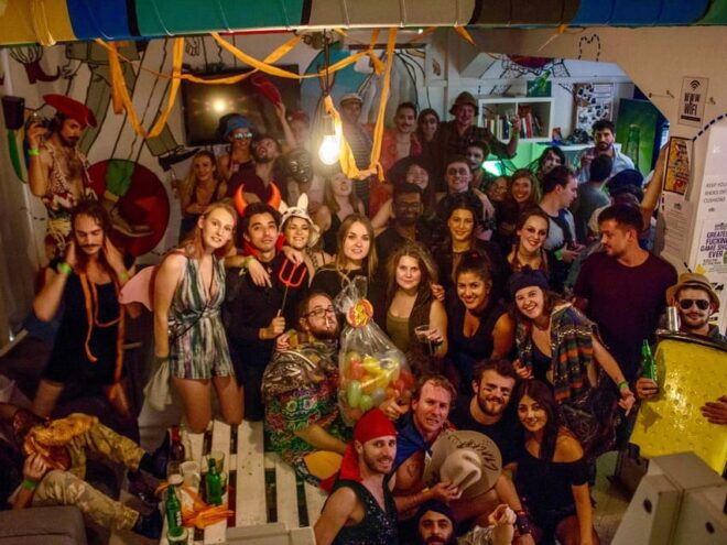 Zagreb: Pub Crawl, 1-Hour of Unlimited Drinks, & Club Entry - Structure of the Pub Crawl