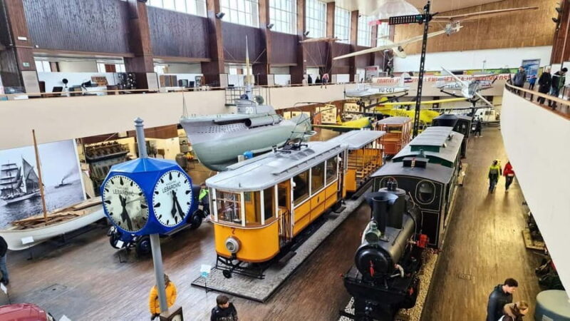 Zagreb: Science Tours - Galaxy Far Away - Introduction to the Space Adventure in Zagreb