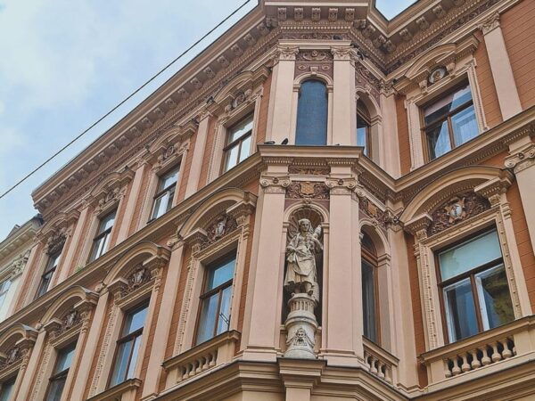 Zagreb: Secrets & Stories With an Art Historian - Frequently Asked Questions