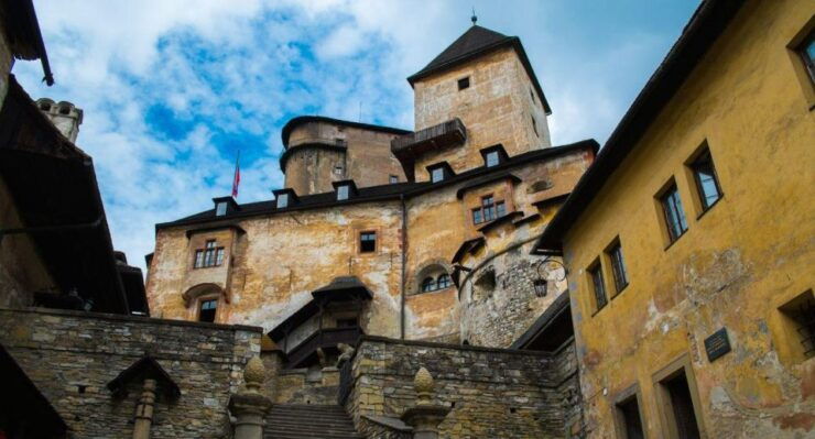 Zakopane: Oravsky Castle & Orava Village Tour - Booking Details