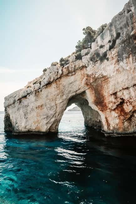 Zakynthos Boat Tour: Shipwreck & Blue Caves Original - FAQ