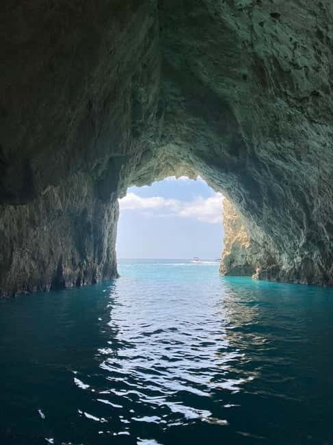 Zakynthos: Turtle Spotting and Keri Caves Boat Tour - What Makes This Tour Stand Out?
