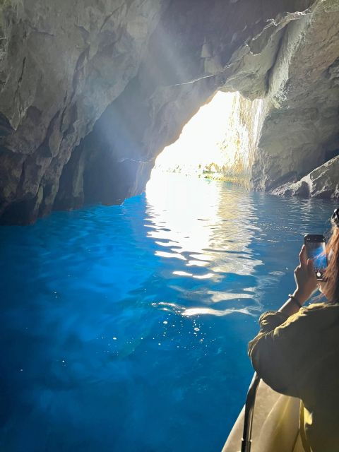 Zakynthos: VIP Half Day-Tour & Cruise to Navagio & Caves - Highlights