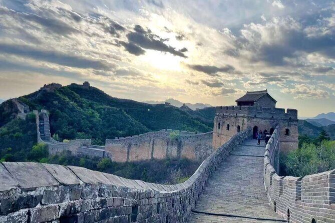 ZANBUS: Trip to the Jinshanling Great Wall Departing at 7:30 AM - In Summary