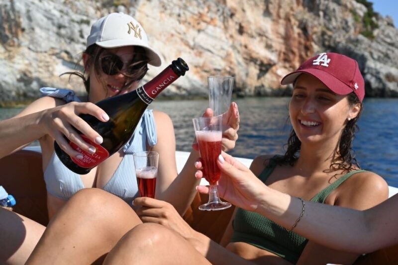 Zante Private Cruise to Shipwreck Beach & Blue Caves (max 9) - FAQ