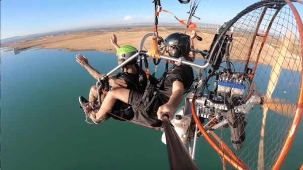 Zaragoza: Aragonese Paragliding Experience - In-Flight Experience