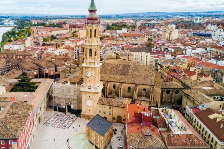 Zaragoza: City Exploration Game and Tour - Good To Know