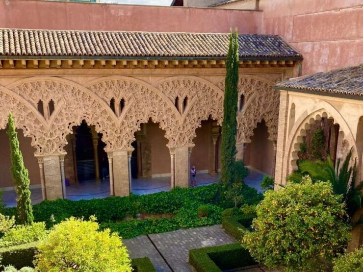 Zaragoza : Palacio De La Aljafería Guided Visit in Spanish - Activity Details