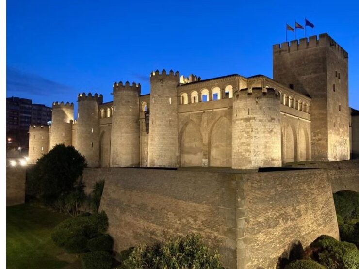 Zaragoza : Palacio De La Aljafería Guided Visit in Spanish - Experience Highlights