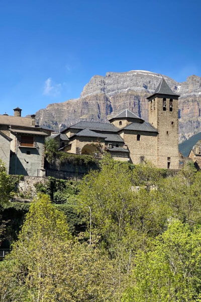 Zaragoza-Pyrenees: Hiking Through the National Park of Ordesa - Important Information