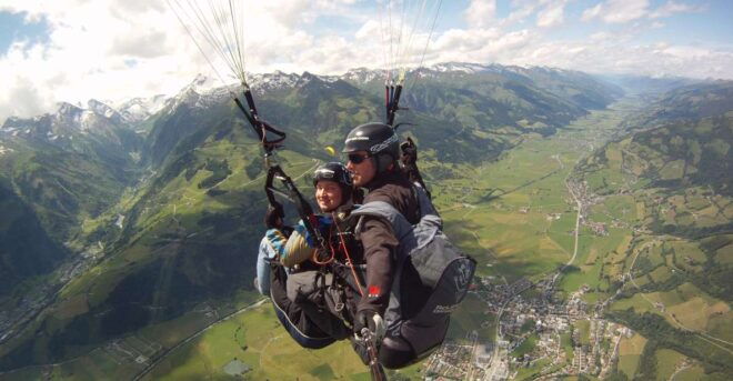 Zell Am See: Tandem Paragliding Flight on Schmittenhöhe - Highlights