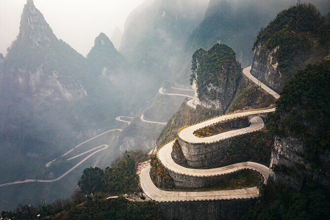 Zhangjiajie 2 Day Adventure: Avatar Peaks & Tianmen Mountain - Practical Aspects of the Tour