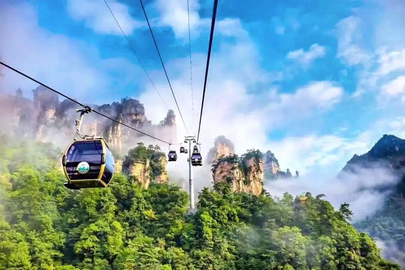 Zhangjiajie 2-Day National Park & Tianmen Mountain Tour - Weather, crowds, and the pace of the visit