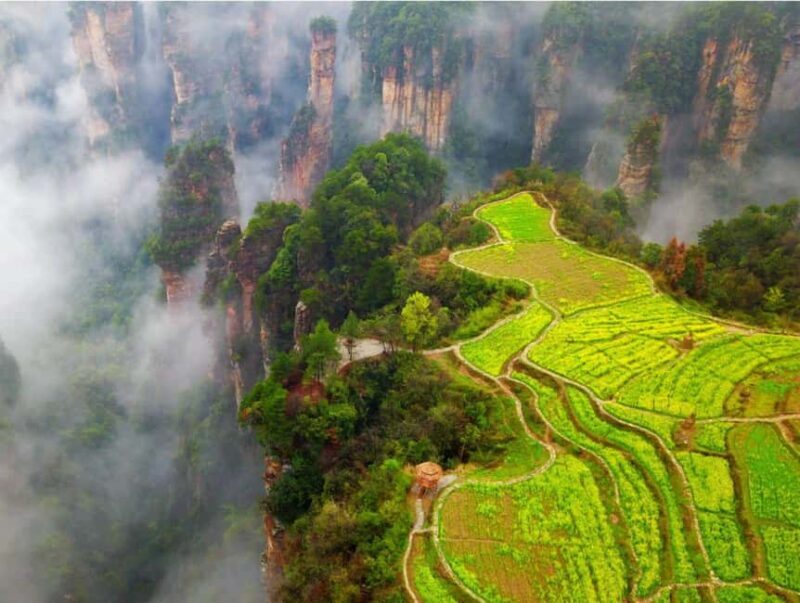 Zhangjiajie: 2-DayTour with Miao Minority Costume Changing - Day Two: Avatar’s Landscape and Mountain Mysteries