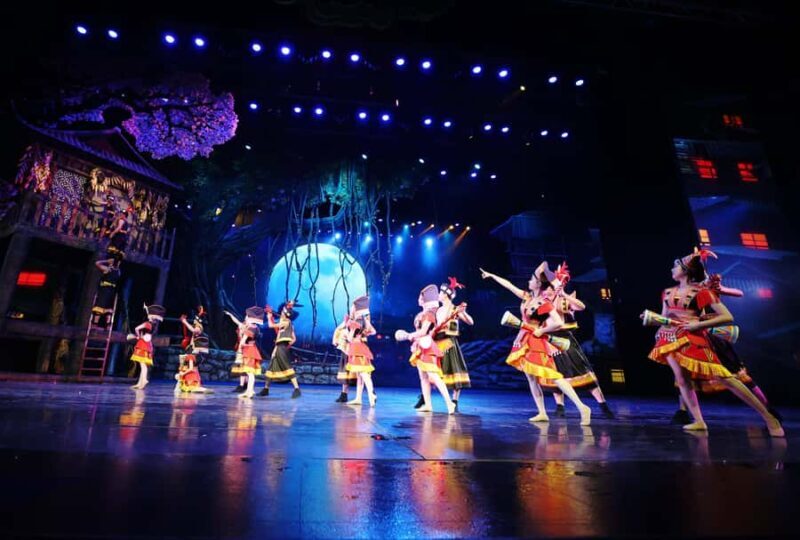 Zhangjiajie: Charm of Western Hunan Show Ticket - Authentic Experiences and Audience Insights