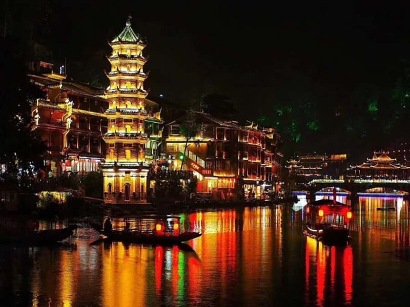 Zhangjiajie: Furong & Fenghuang Ancient Towns Day Tour - Who Would Love This Tour?