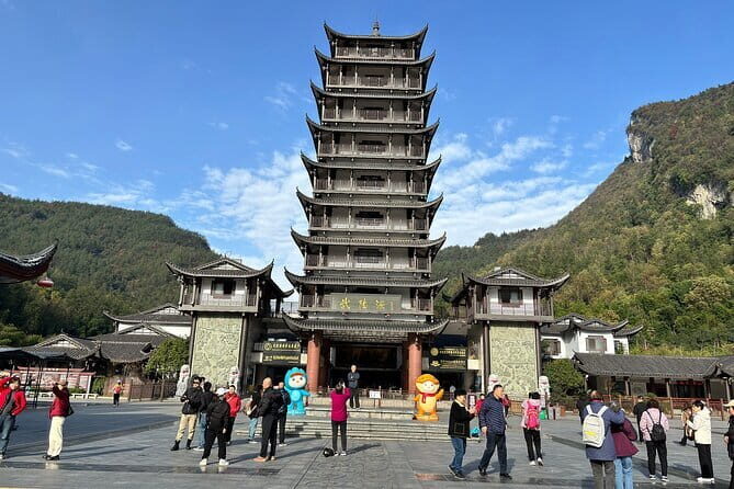 Zhangjiajie National Forest Park Admission Ticket - Exploring Zhangjiajie with the Ticket: What to Expect