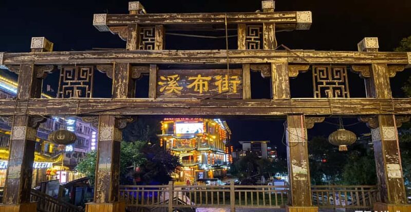 Zhangjiajie Night Sightseeing Tour with Dinner or Massage - An Honest Look at Zhangjiajie’s Nocturnal Side