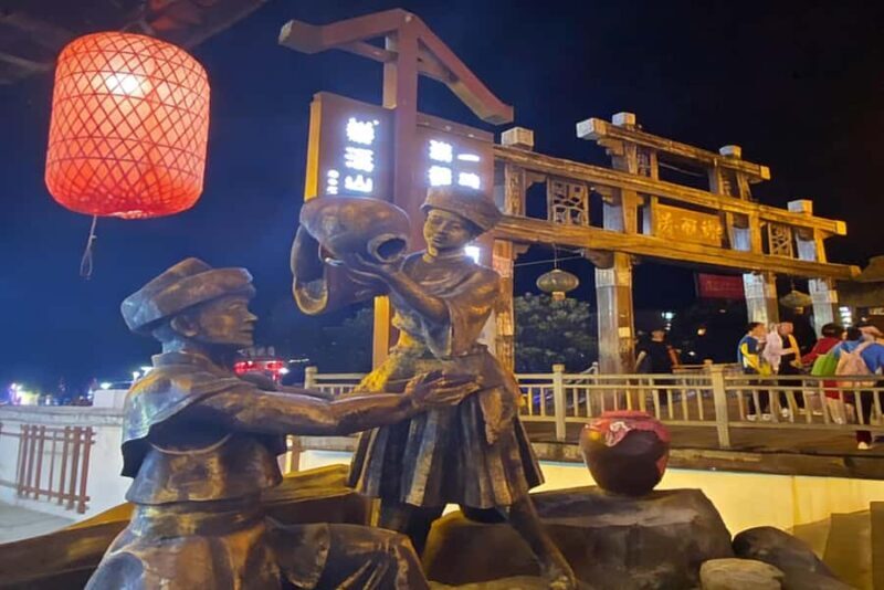 Zhangjiajie Night Sightseeing Tour with Dinner or Massage - What’s the Value?