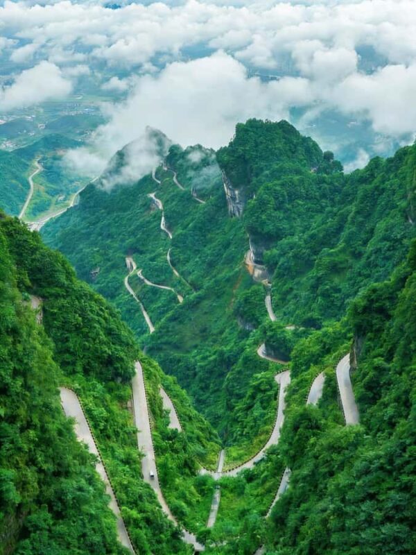 Zhangjiajie: Private Day Tour to Forest Park & Whip Stream - Evening at the 72 Strange Buildings