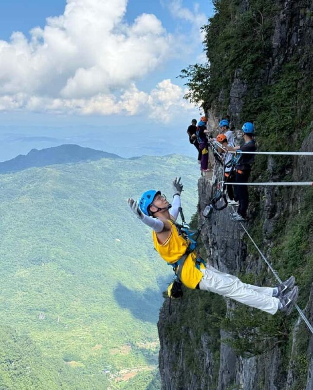 Zhangjiajie: Qixing Mountain & 72 Odd Towers Night Tour - Who is This Tour Best For?