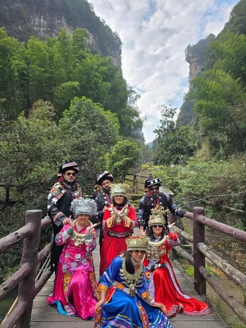 Zhangjiajie: Quartz Sand Painting Experience & Art Gallery - Good To Know