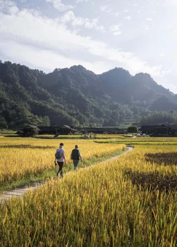 Zhangjiajie: Tujia Village & Sandstone Art Workshop Tour - Good To Know