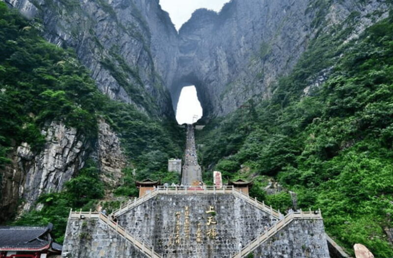 Zhangjiajie:Discover Tianmen Mountain Wonders&Fox Fairy Show - An In-Depth Look at the Tianmen Mountain Experience